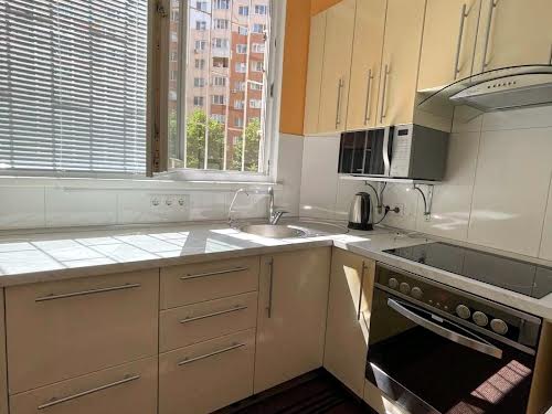 квартира за адресою Райдужний масив вул., 10б, 10в
