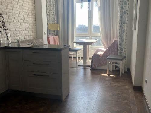 квартира за адресою Авіаконструктора Ігоря Сікорського вул. (Танкова), 4-Б