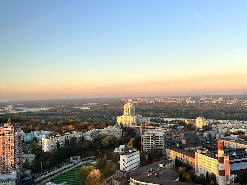 комерційна за адресою Кловський узвіз, 7