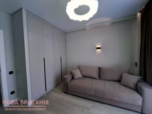 квартира за адресою Михайла Максимовича вул. (Онуфрія Трутенка), 28-Е