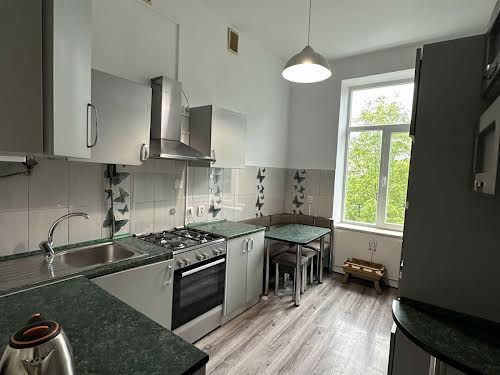 квартира за адресою Хотинська, 2