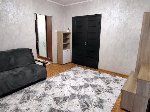 квартира за адресою Драгоманова вул., 1к