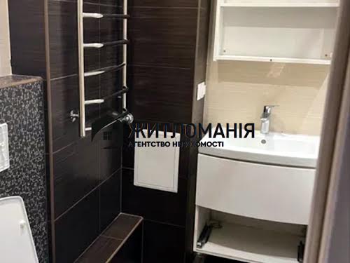квартира за адресою Академіка Булаховського вул., 5-Д