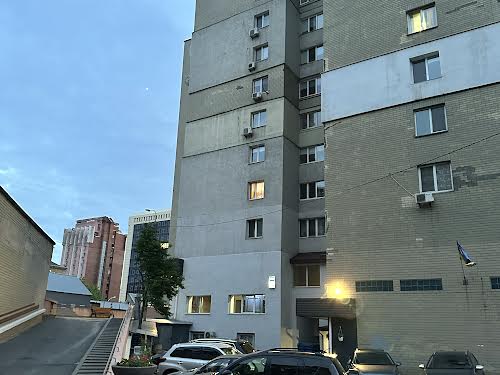 квартира за адресою Антоновича вул. (Горького), 165