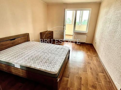 квартира за адресою Ревуцького вул., 54