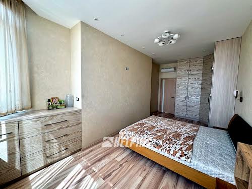 квартира за адресою Добровольців вул. (Маршала Говорова), 8