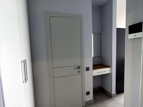 квартира за адресою Дніпровська набережна вул., 17в