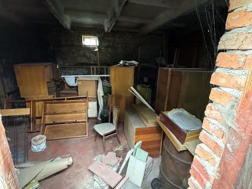 комерційна за адресою Богдана Хмельницького вул., 11