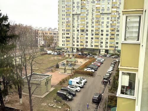 квартира за адресою Коломийський пров., 17/31а