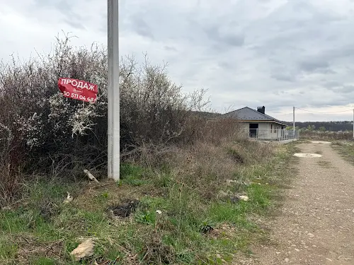 ділянка за адресою Сливова вул.