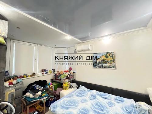 квартира по адресу Драгоманова ул., 6/1