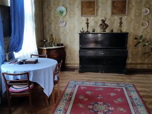 будинок за адресою Семенівська вул., 3