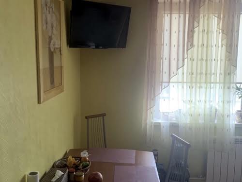 квартира за адресою Райдужна, 63