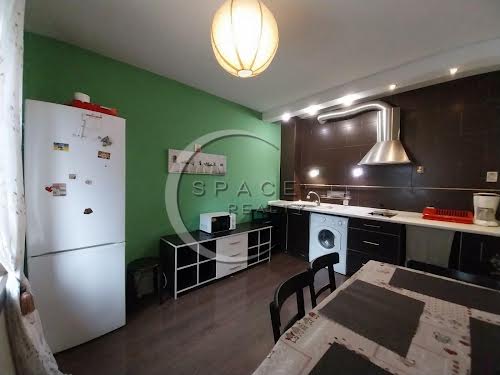 квартира по адресу Ревуцкого ул., 5