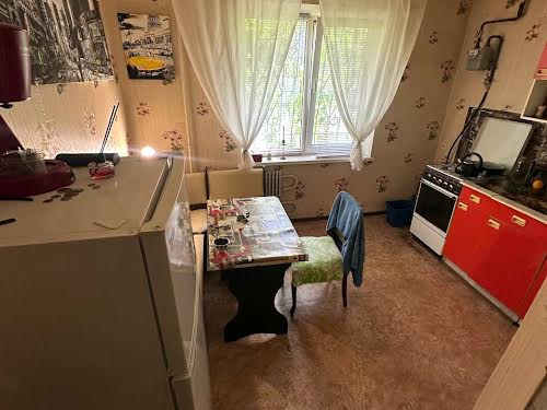 квартира за адресою Героїв просп., 25