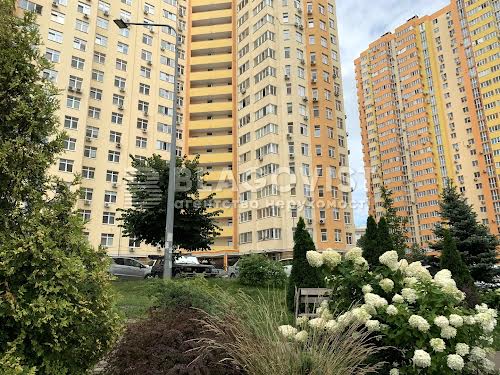 квартира за адресою Сім'ї Кульженків вул. (Петра Дегтяренка), 31-А