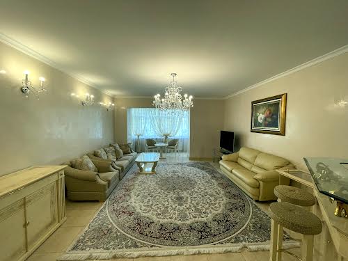 квартира за адресою Кропивницького вул., 8