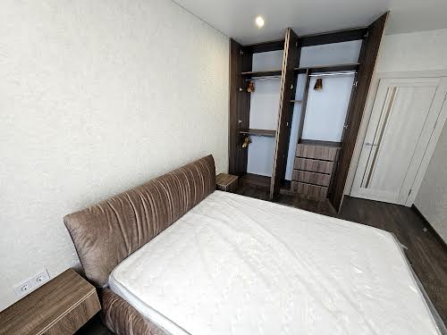 квартира за адресою Віктора Некрасова вул. (Північно-Сирецька), 10
