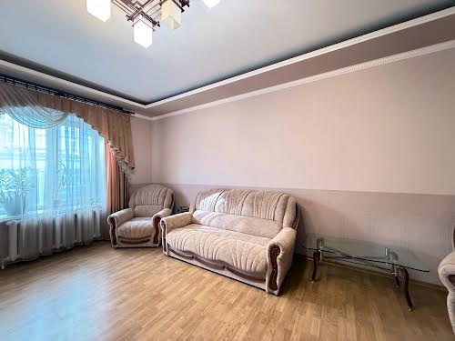 квартира за адресою Дмитрівська вул., 69