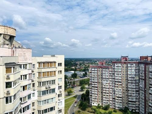 квартира за адресою Оноре де Бальзака вул., 6