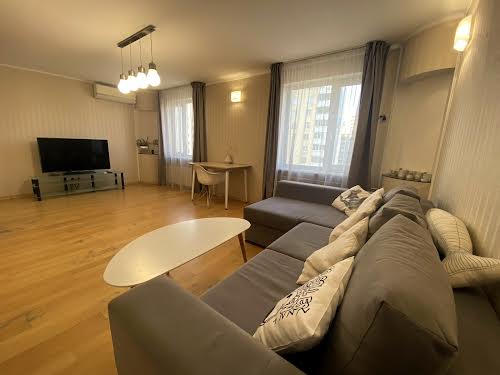 квартира за адресою Бориса Гмирі вул., 9в