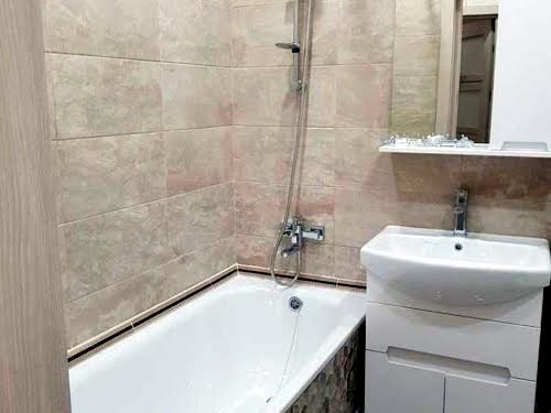 квартира за адресою Бориса Гмирі вул., 14а