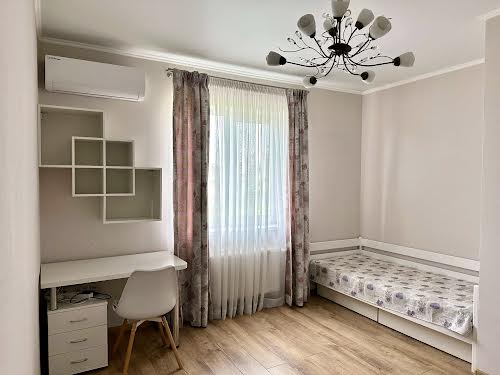 будинок за адресою Озерна вул., 38Б