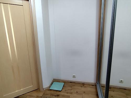 квартира за адресою Яблунева, 13