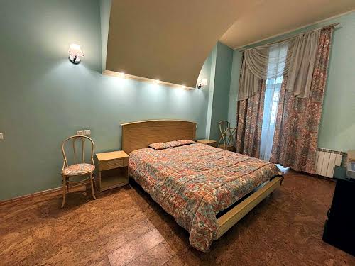 квартира за адресою Шота Руставелі вул., 27