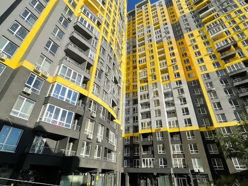 квартира за адресою Петра Радченка вул., 27-В