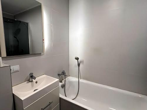квартира за адресою Регенераторна вул., 4