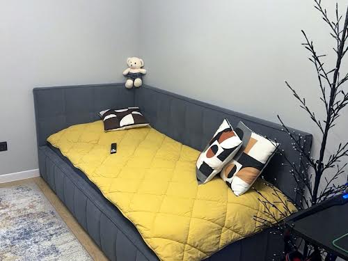 квартира за адресою Симиренка вул., 34а