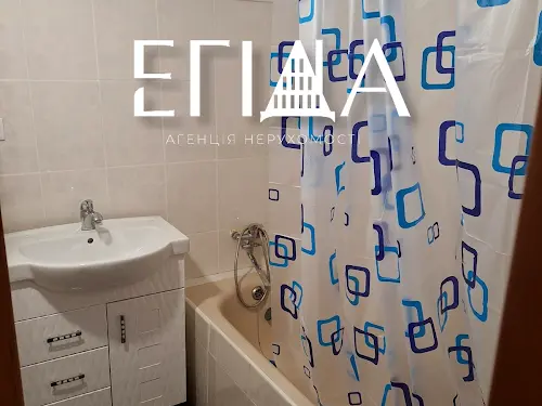 квартира за адресою Олександрійська, 68/50