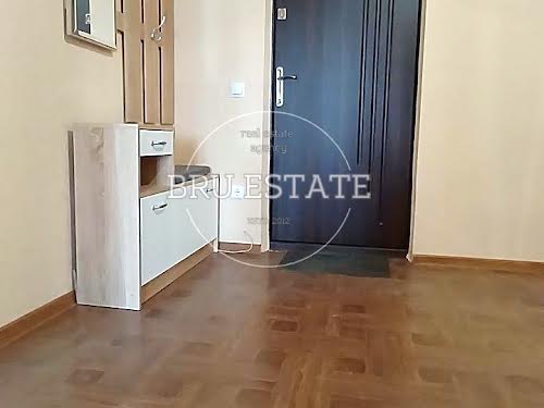 квартира за адресою Ревуцького вул., 54