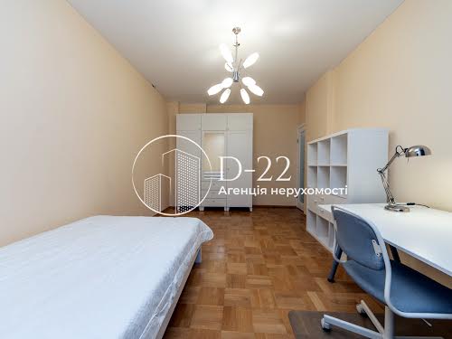 квартира за адресою Степана Руданського вул., 4-6