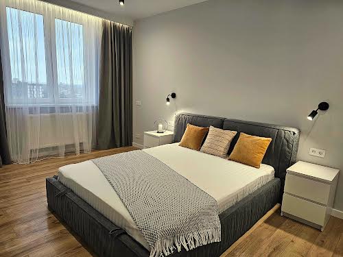 квартира за адресою Авраама Лінкольна вул., 6а
