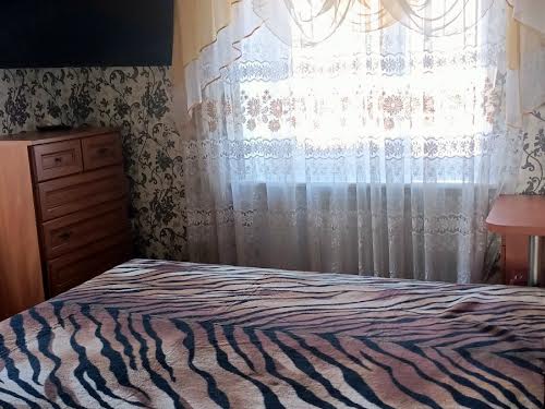 квартира за адресою Незалежності, 13