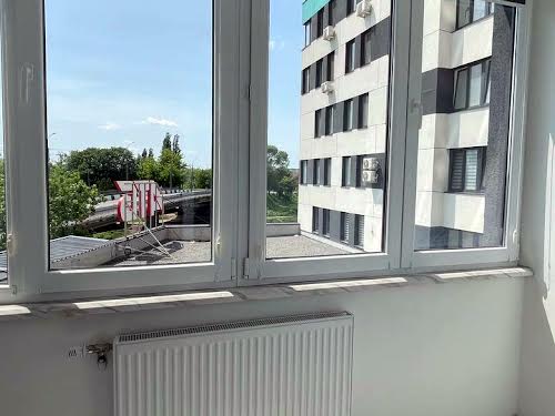квартира за адресою Степана Бандери вул., 1е