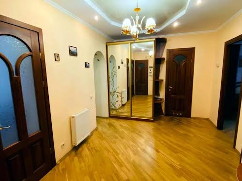 квартира по адресу Глинянский Тракт ул., 1