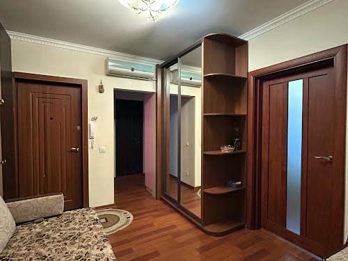 квартира за адресою Вербицького, 9д
