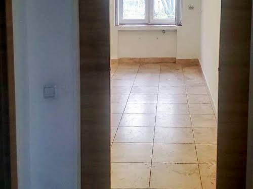 комерційна за адресою Небесної Сотні вул. (Івана Стасюка), 23