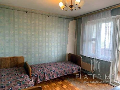 квартира за адресою Рональда Рейгана вул., 9-Г