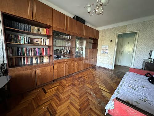 квартира за адресою Парамонова вул., 7