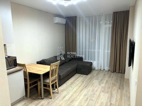 квартира за адресою Олександра Олеся вул., 5А