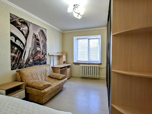 квартира за адресою Вишняківська вул., 9