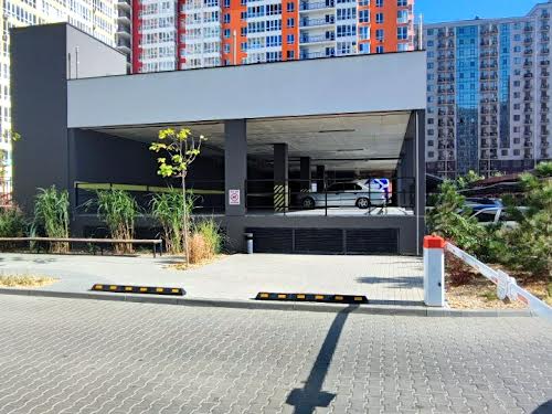 квартира за адресою Перлинна вул., 11