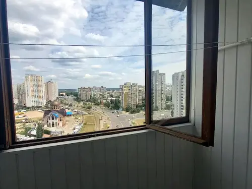 квартира за адресою Милославська вул., 19