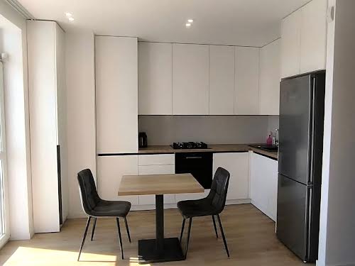 квартира за адресою Пекарська, 30