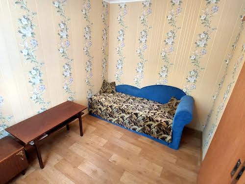 квартира за адресою Космонавтів вул., 146б