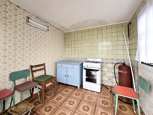 дом по адресу вул. Виноградна